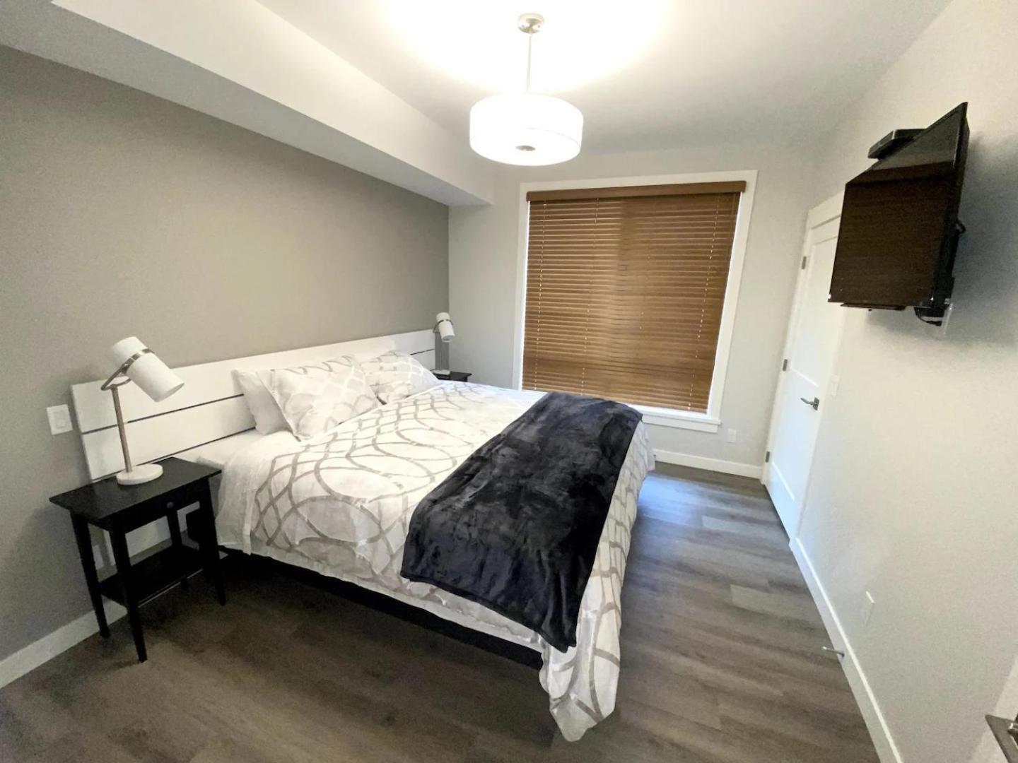 Luxury Unit In The Heart Of Apartment Canmore
